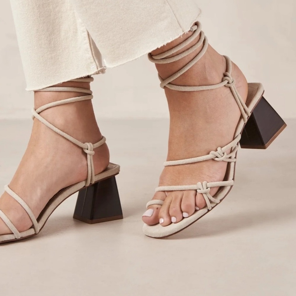 ALOHAS Goldie sandals